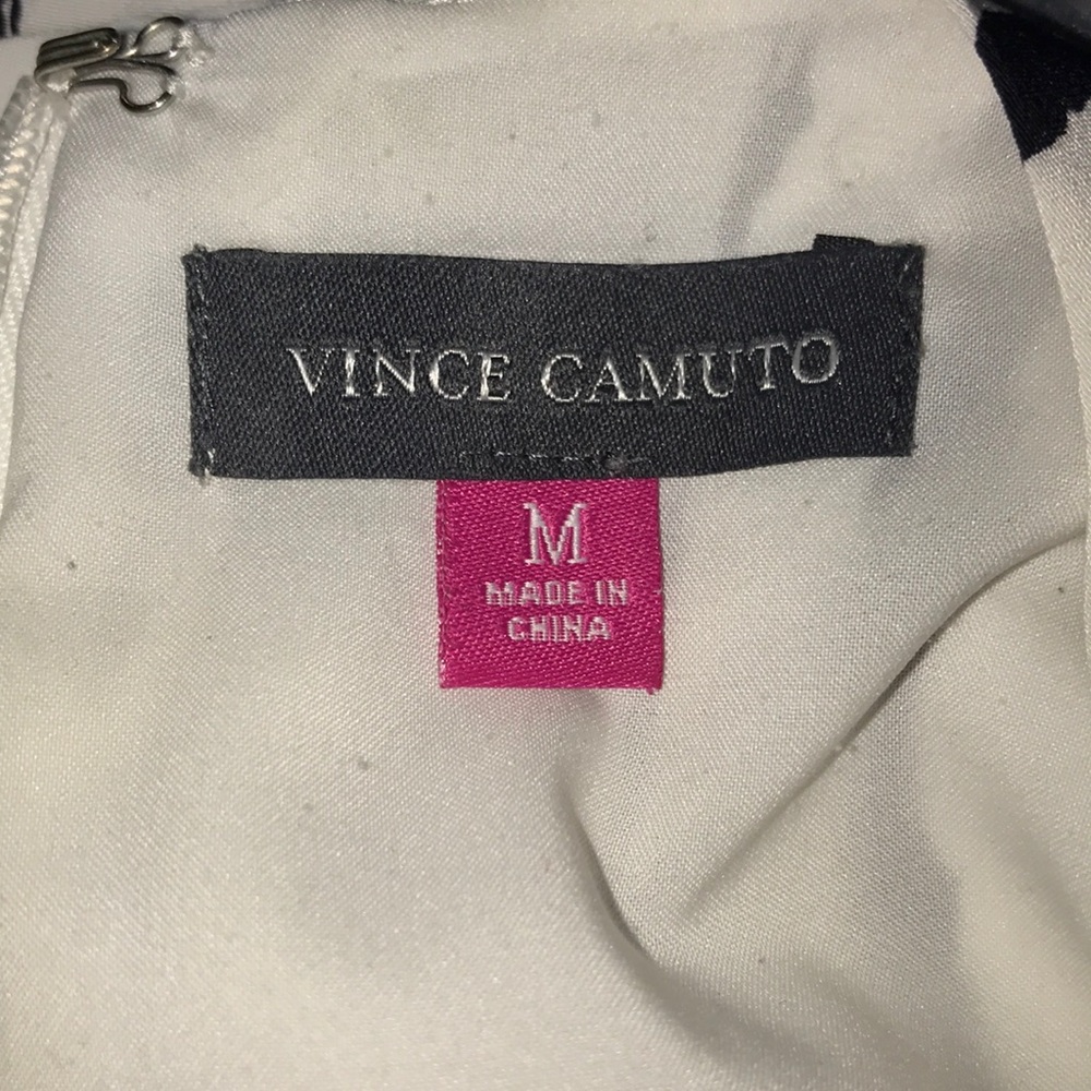 Vince Camuto sleeveless blouse striped medium - Picture 5 of 8